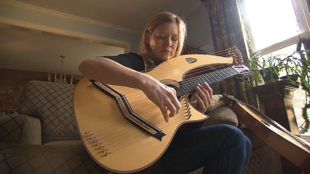 Charles McCormick - Harp Guitar Maker on NPT's Tennessee Crossroads