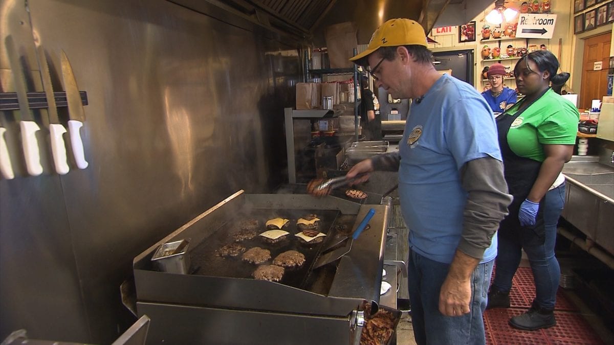 Gabby's Burgers & Fries on NPT's Tennessee Crossroads