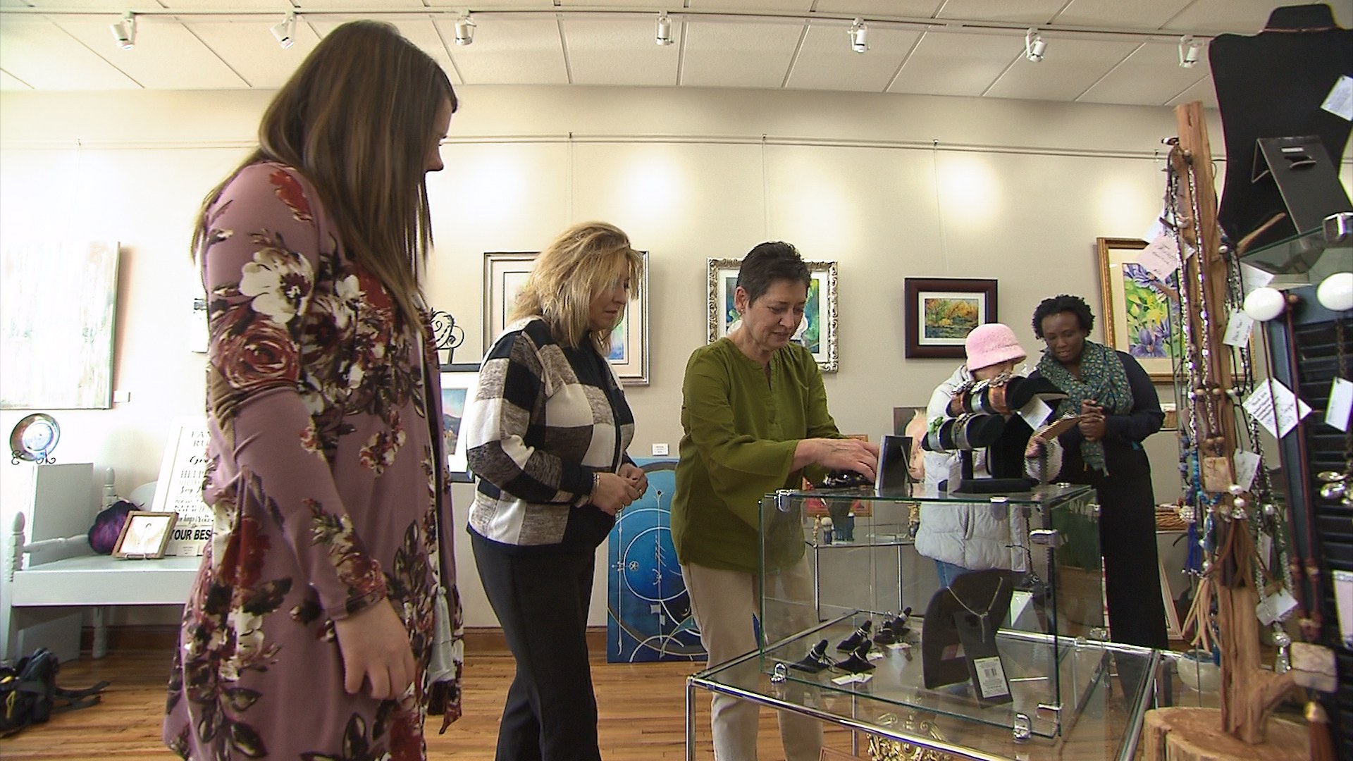 Gallery 102 Tennessee Crossroads Npt