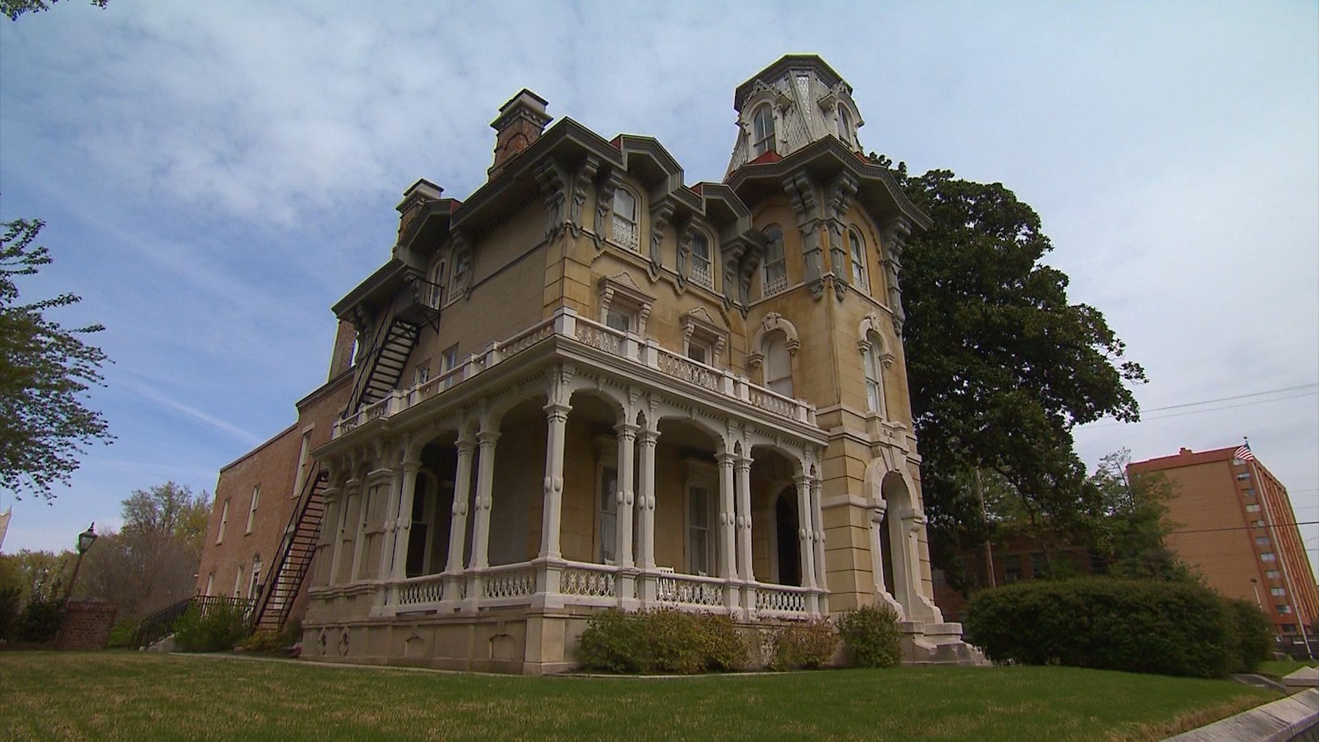 James Lee House Gallery photo 1