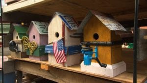 Junk-a-New Birdhouses on NPT's Tennessee Crossroads