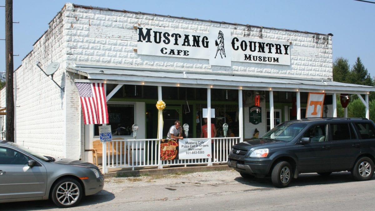 Mustang Country Cafe on NPT's Tennessee Crossroads