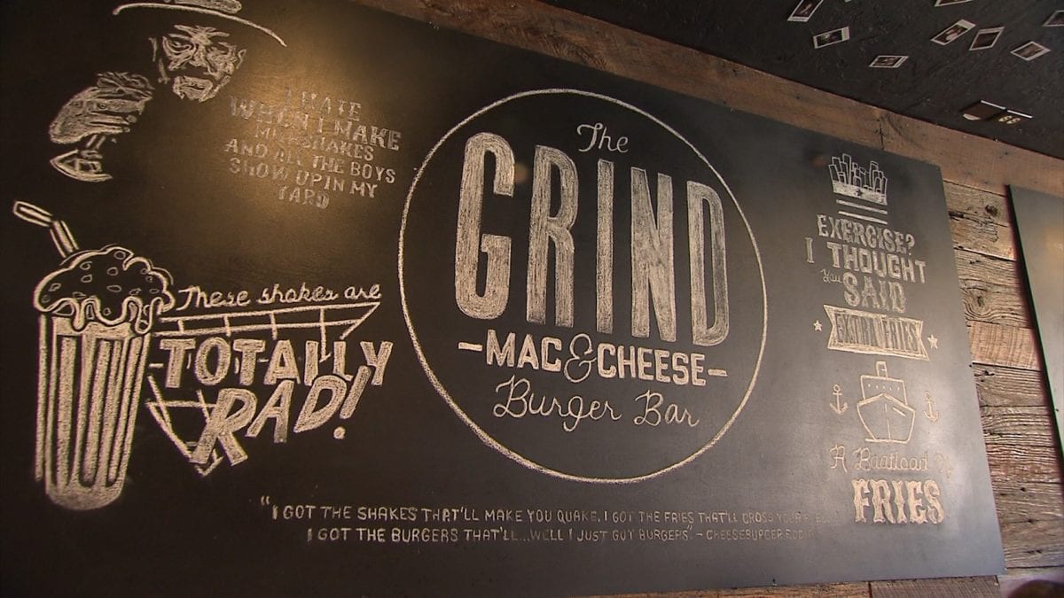 The Grind Mac & Cheese Burger Bar on NPT's Tennessee Crossroads