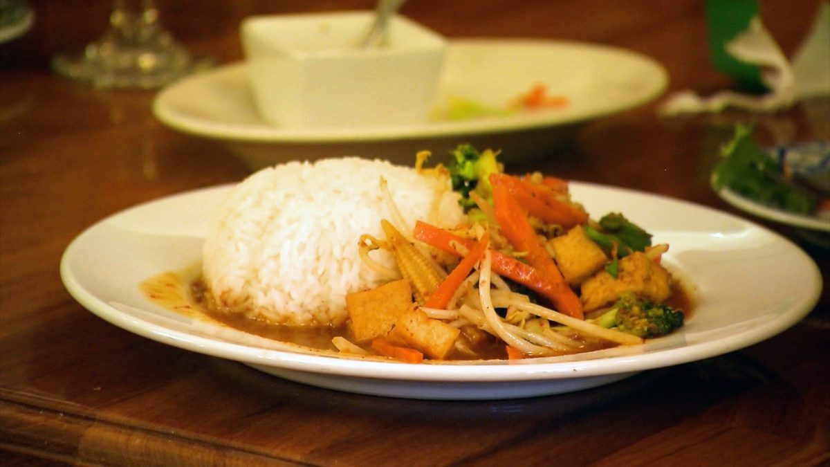 Bangkok Thai Cuisine on NPT's Tennessee Crossroads