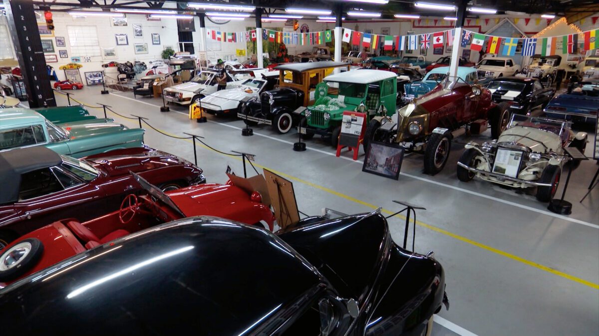 City Garage Car Museum on NPT's Tennessee Crossroads