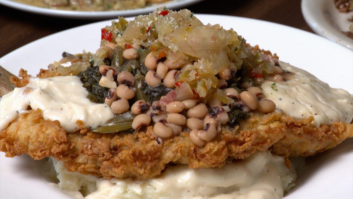 Southern Fried & Sweet Tea on NPT's Tennessee Crossroads