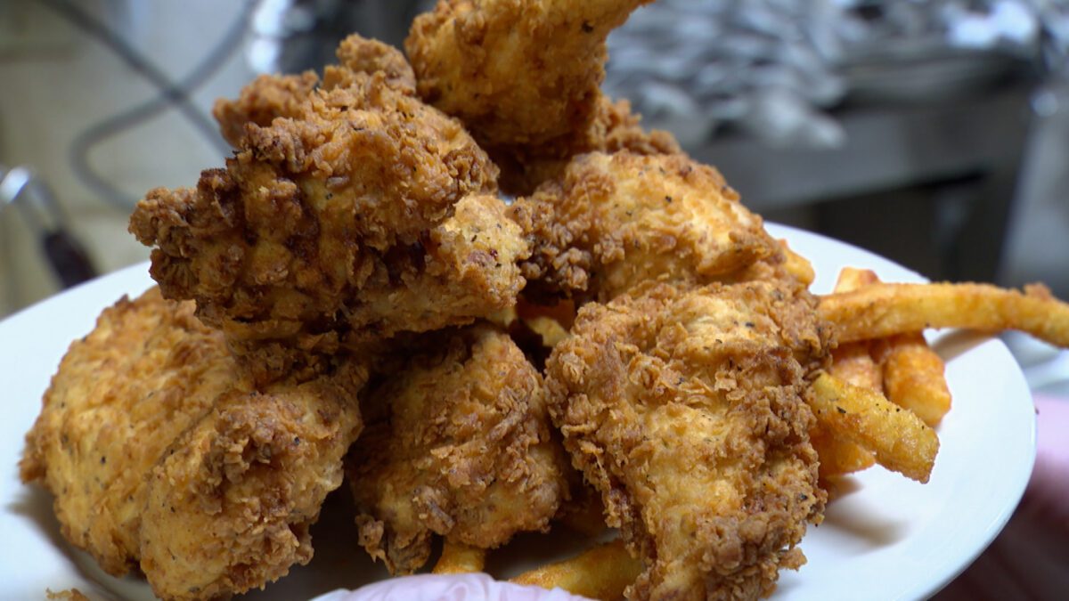 Episode 3902 of Nashville Public Television's Tennessee Crossroads