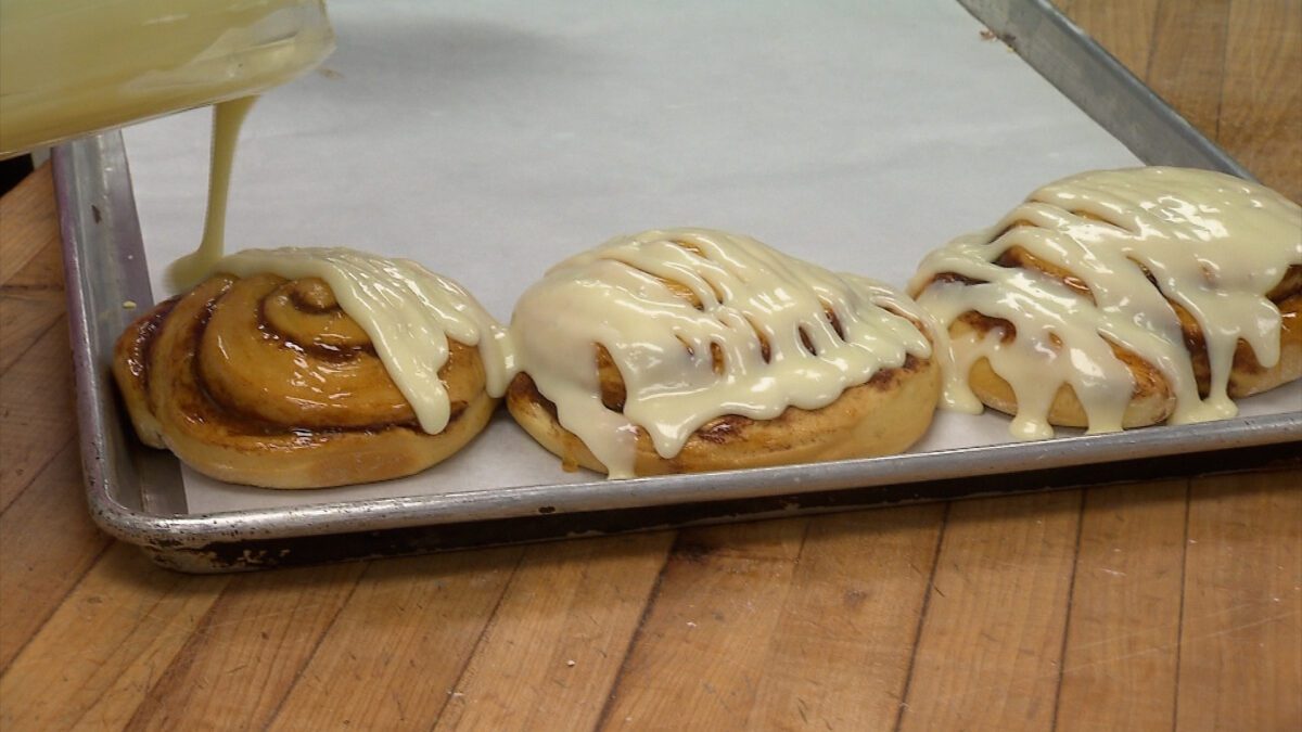 The Puffy Muffin on NPT's Tennessee Crossroads