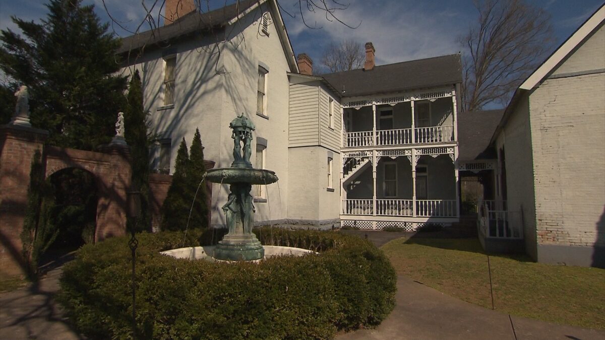 Falcon Rest on NPT's Tennessee Crossroads