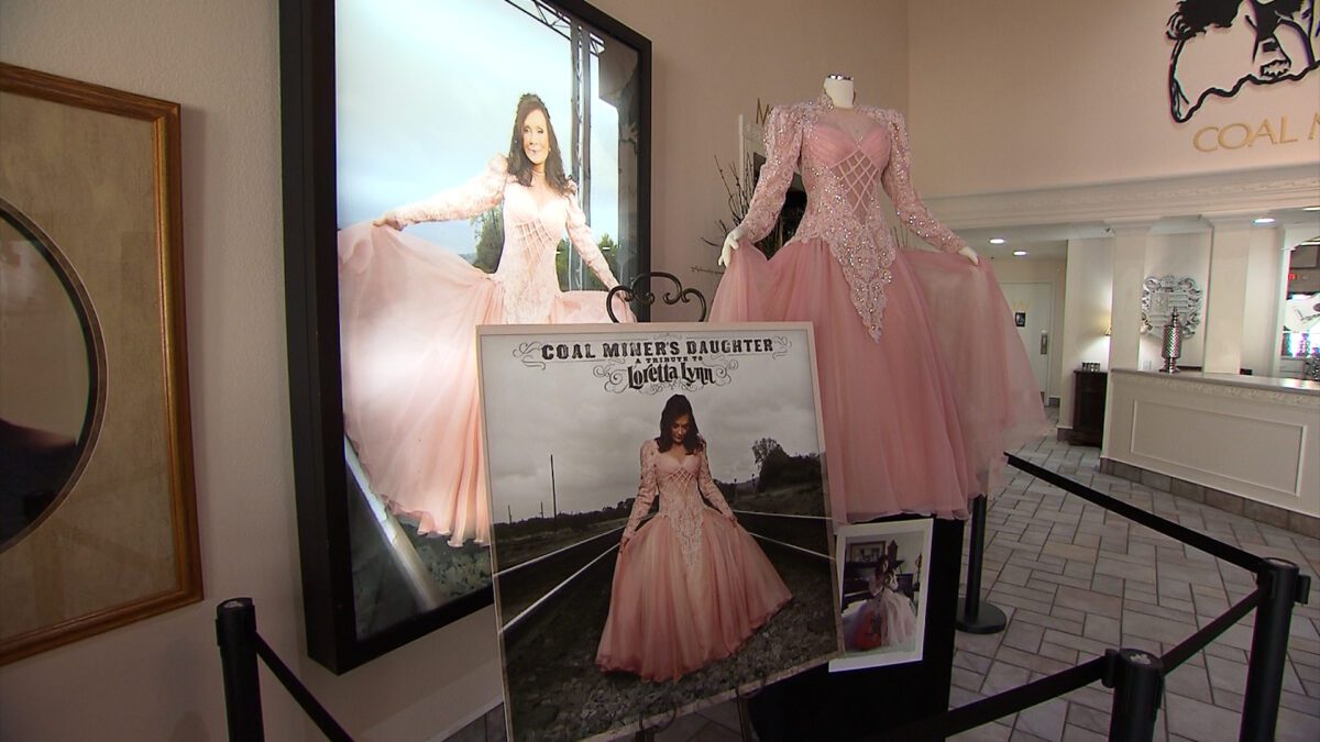 Loretta Lynn's Ranch on NPT's Tennessee Crossroads