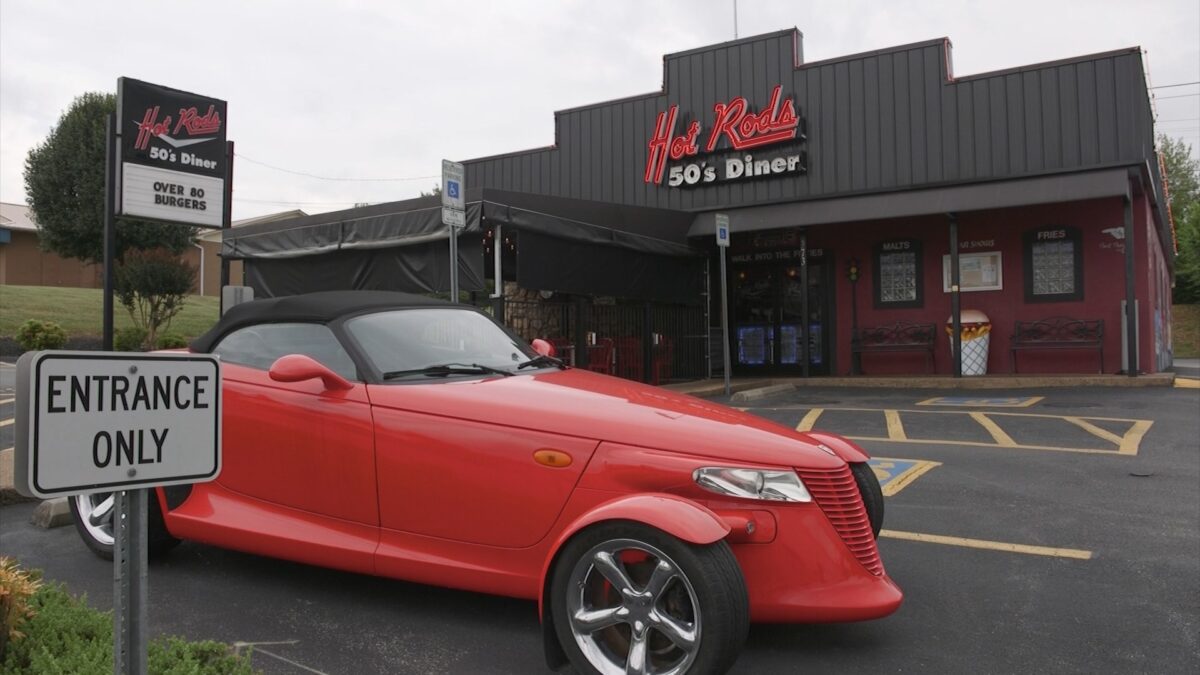 Hot Rods 50's Diner on NPT's Tennessee Crossroads