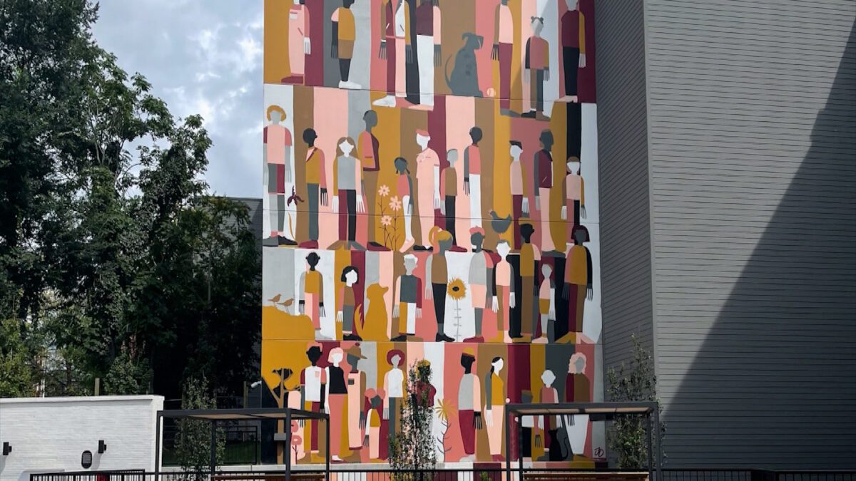 Tess Davies Mural Artist on NPT's Tennessee Crossroads