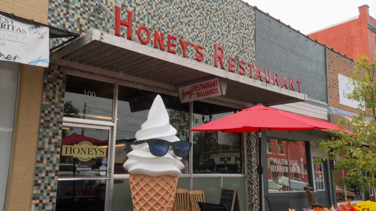 Honey's Restaurant on NPT's Tennessee Crossroads